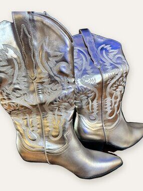 Oasis Society Metallic Western Cowboy Boots Champagne Silver Sz 8